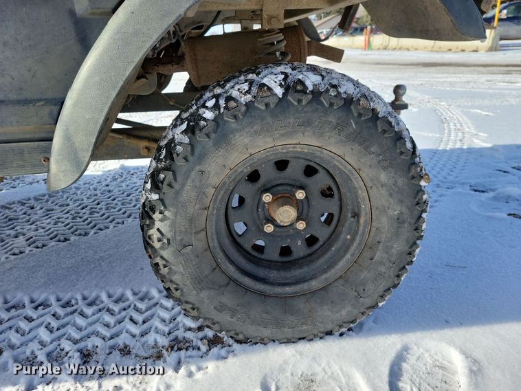 image for item OH9447 2011 Club Car XRT 1550 utility vehicle