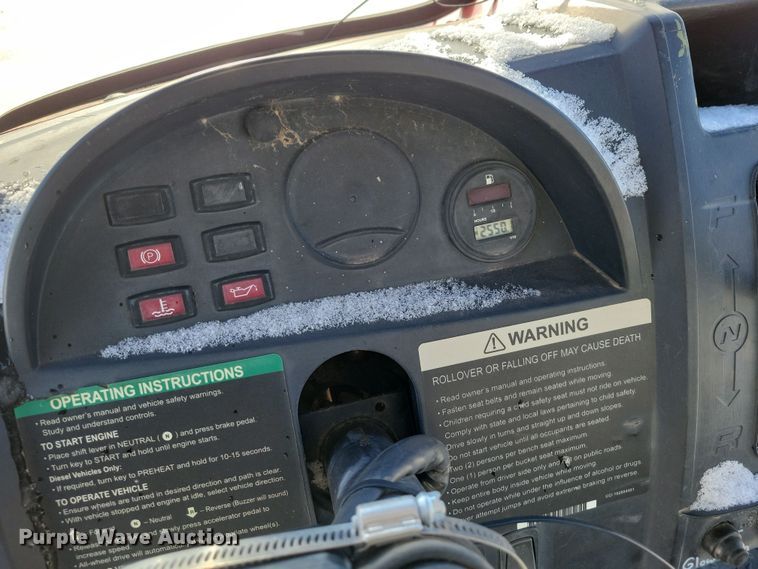 image for item OH9448 2013 Club Car utility vehicle