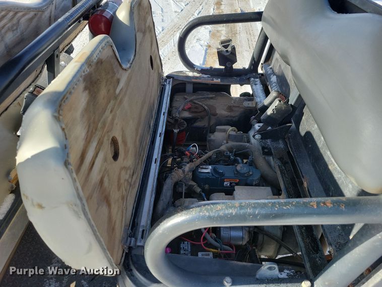 image for item OH9448 2013 Club Car utility vehicle