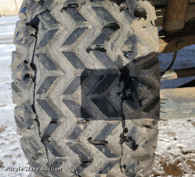 image for item OH9448 2013 Club Car utility vehicle