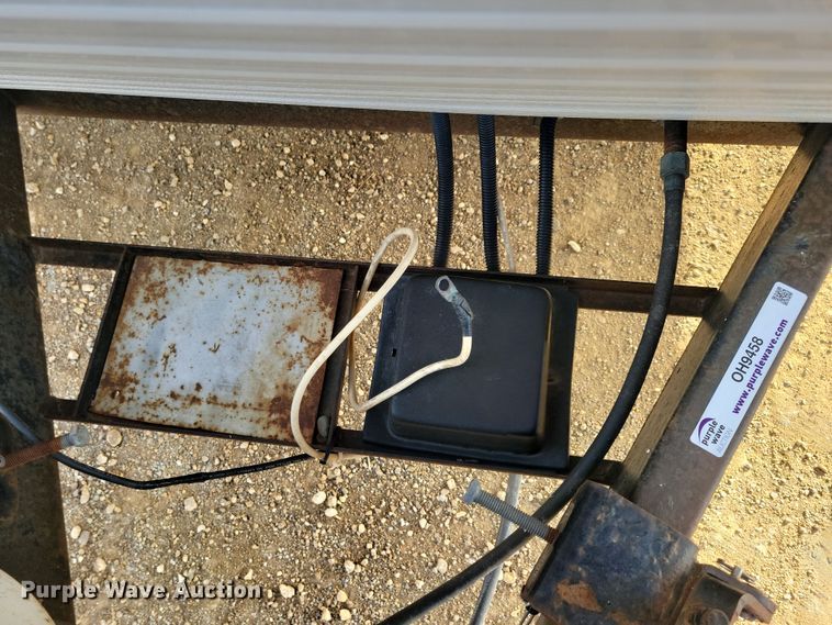 image for item OH9458 1999 Arlington  Skyline 3010 camper