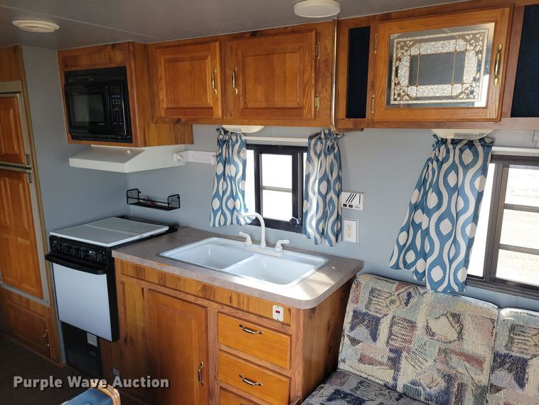 image for item OH9458 1999 Arlington  Skyline 3010 camper