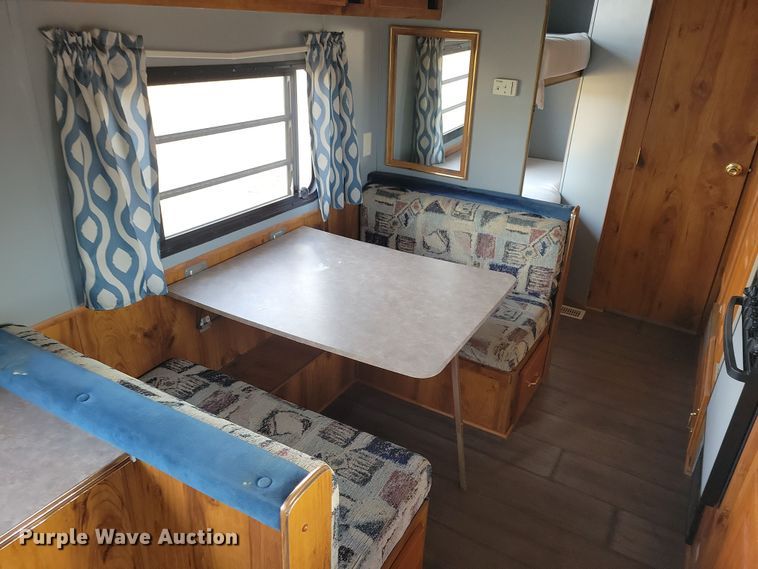 image for item OH9458 1999 Arlington  Skyline 3010 camper