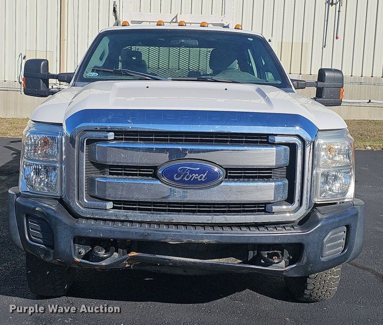 image for item OJ9148 2015 Ford F350 Super Duty XLT SuperCab utility bed pickup truck