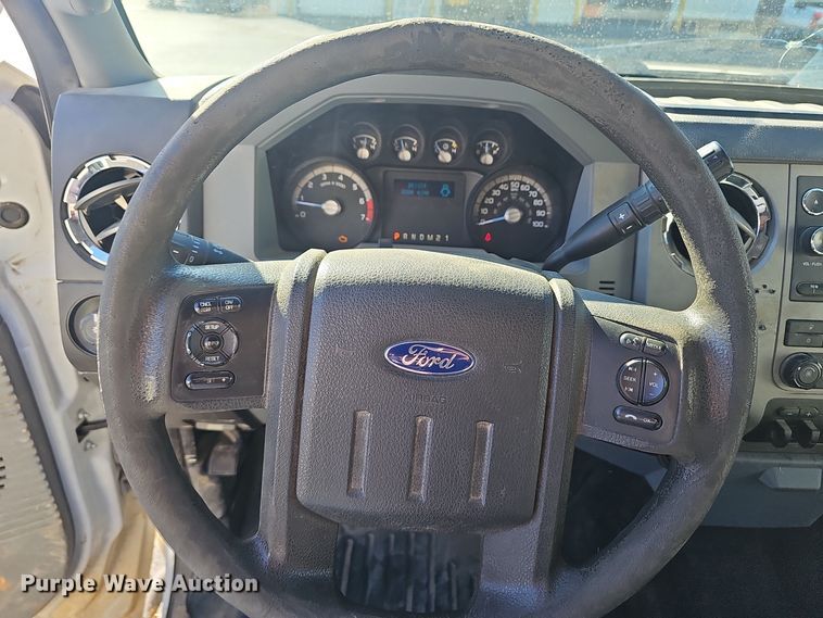 image for item OJ9148 2015 Ford F350 Super Duty XLT SuperCab utility bed pickup truck