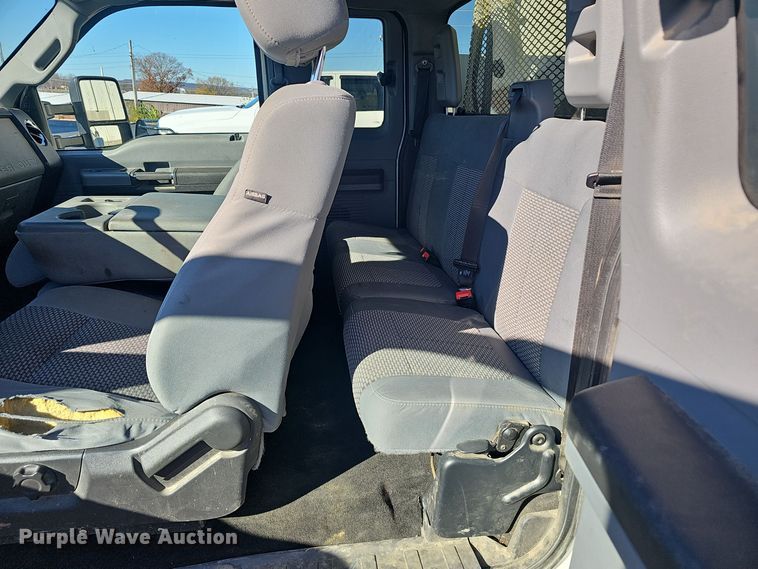 image for item OJ9148 2015 Ford F350 Super Duty XLT SuperCab utility bed pickup truck