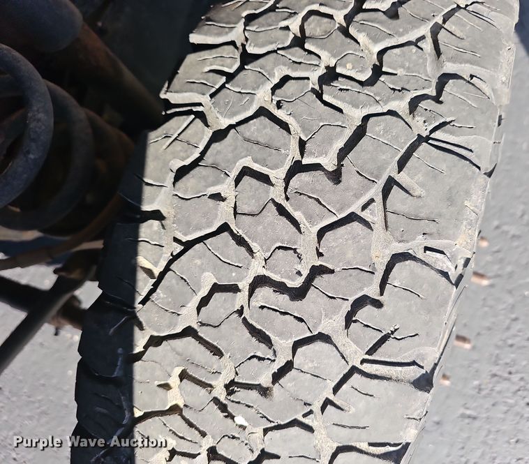 image for item OJ9148 2015 Ford F350 Super Duty XLT SuperCab utility bed pickup truck