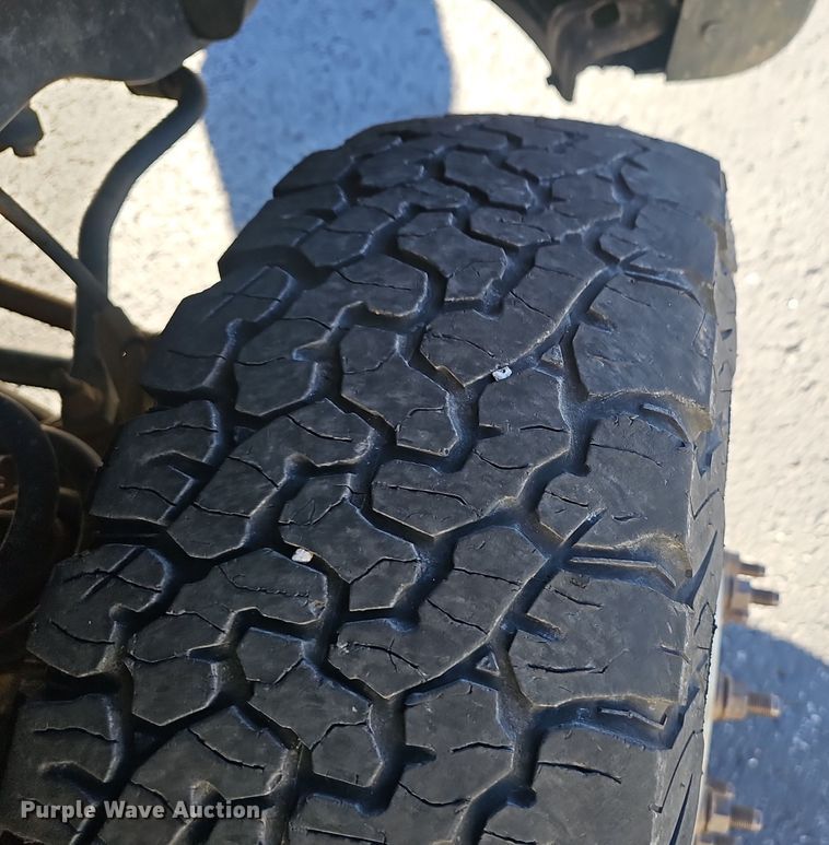 image for item OJ9148 2015 Ford F350 Super Duty XLT SuperCab utility bed pickup truck