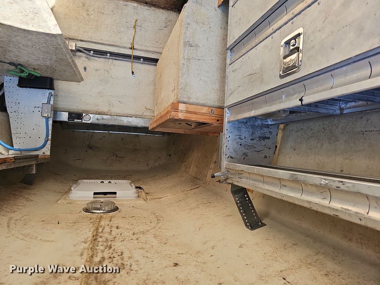 image for item OJ9216 Spacekap Plus pickup truck slide in