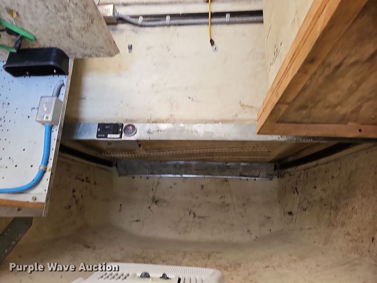 image for item OJ9216 Spacekap Plus pickup truck slide in