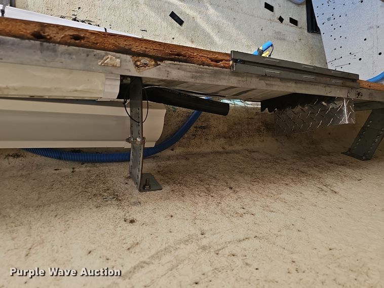 image for item OJ9216 Spacekap Plus pickup truck slide in