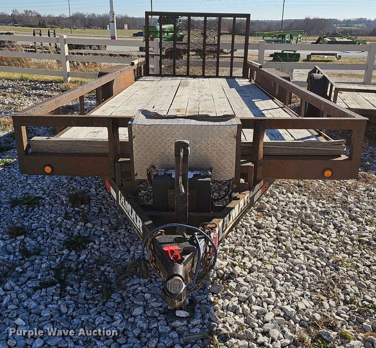 image for item OJ9244 2016 Lamar Utility Trailer utility trailer
