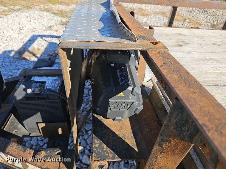 image for item OJ9244 2016 Lamar Utility Trailer utility trailer