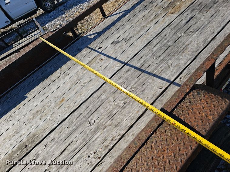 image for item OJ9244 2016 Lamar Utility Trailer utility trailer