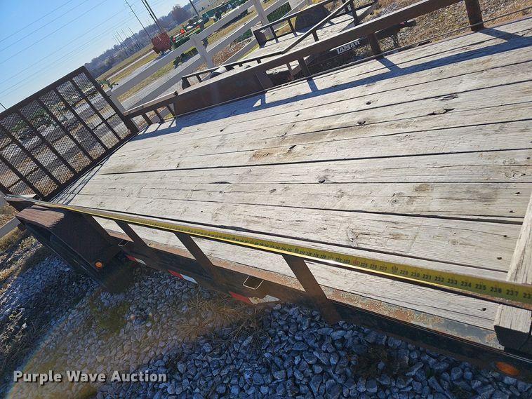 image for item OJ9244 2016 Lamar Utility Trailer utility trailer