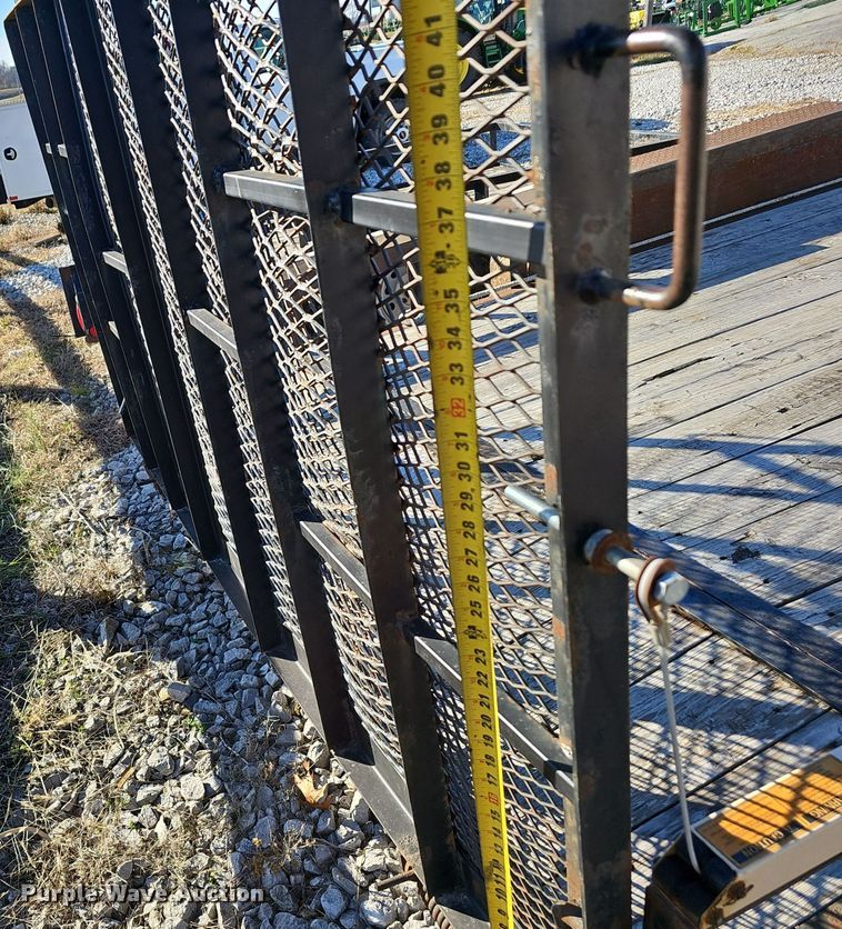 image for item OJ9244 2016 Lamar Utility Trailer utility trailer