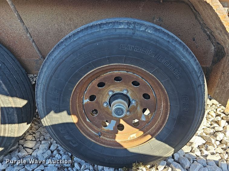 image for item OJ9244 2016 Lamar Utility Trailer utility trailer