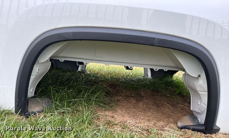 image for item OJ9265 Pickup truck bed