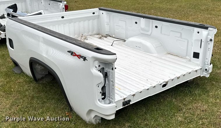 image for item OJ9267 Pickup truck bed