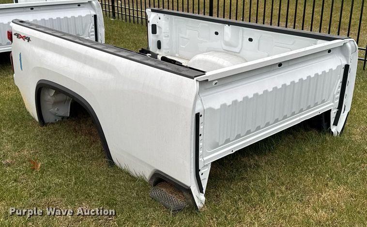 image for item OJ9268 Pickup truck bed