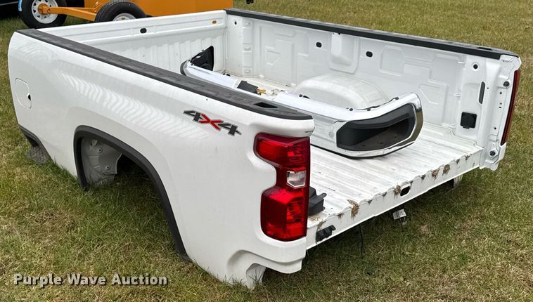 image for item OJ9268 Pickup truck bed