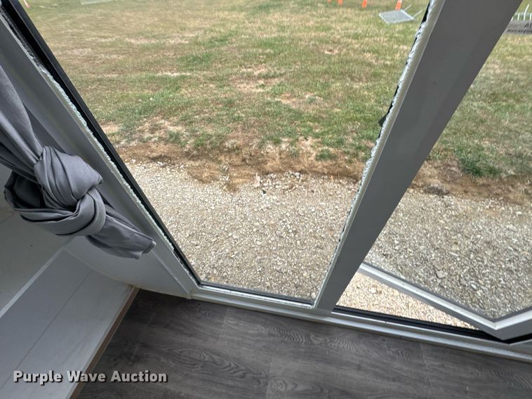 image for item OJ9274 Mobile office