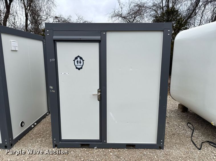 image for item OJ9275 Portable restroom