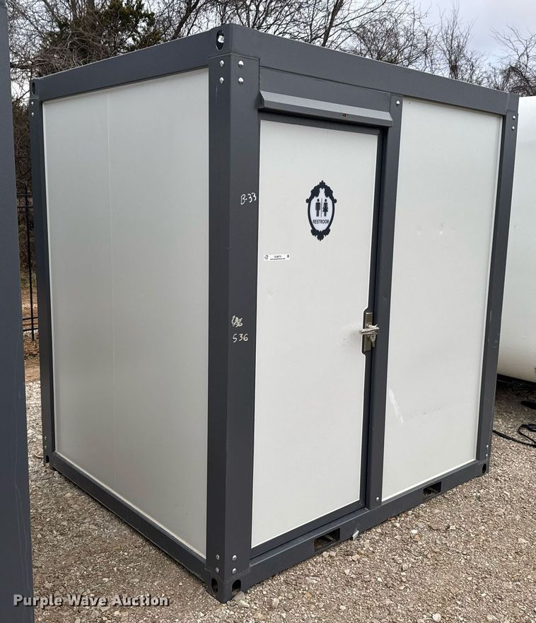 image for item OJ9275 Portable restroom