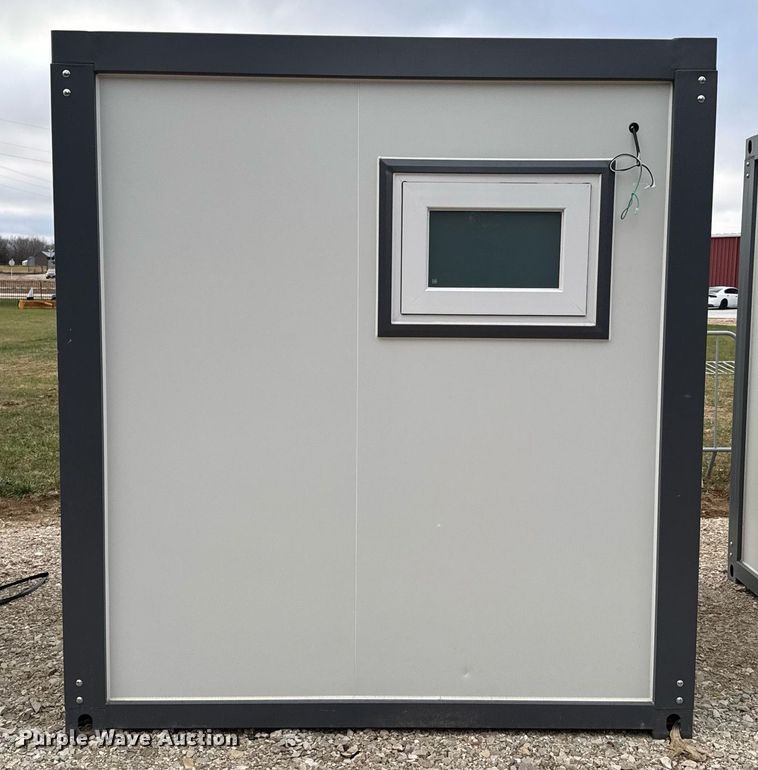 image for item OJ9275 Portable restroom