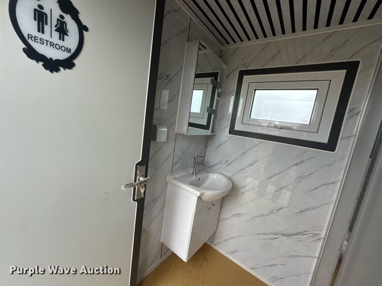 image for item OJ9275 Portable restroom