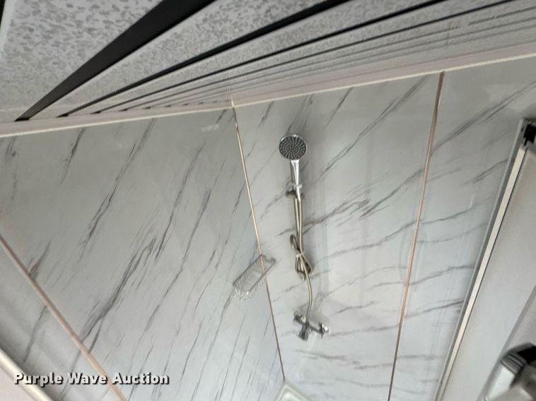 image for item OJ9275 Portable restroom