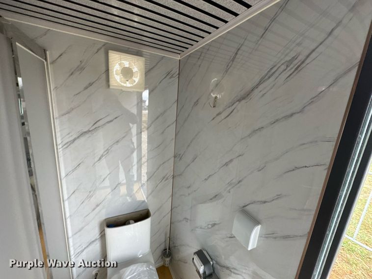 image for item OJ9275 Portable restroom