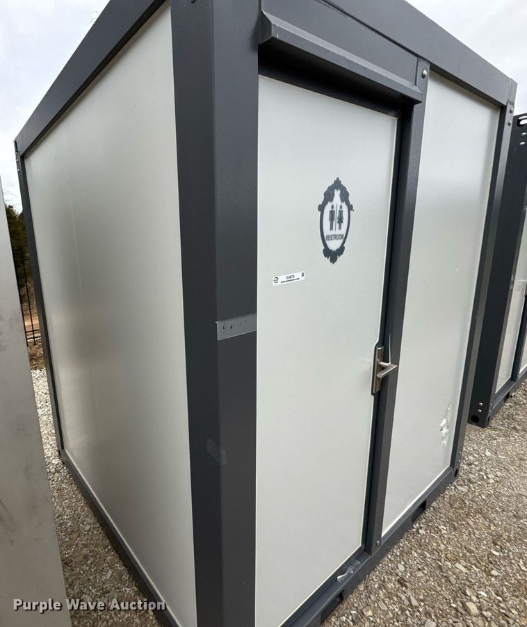 image for item OJ9276 Portable restroom