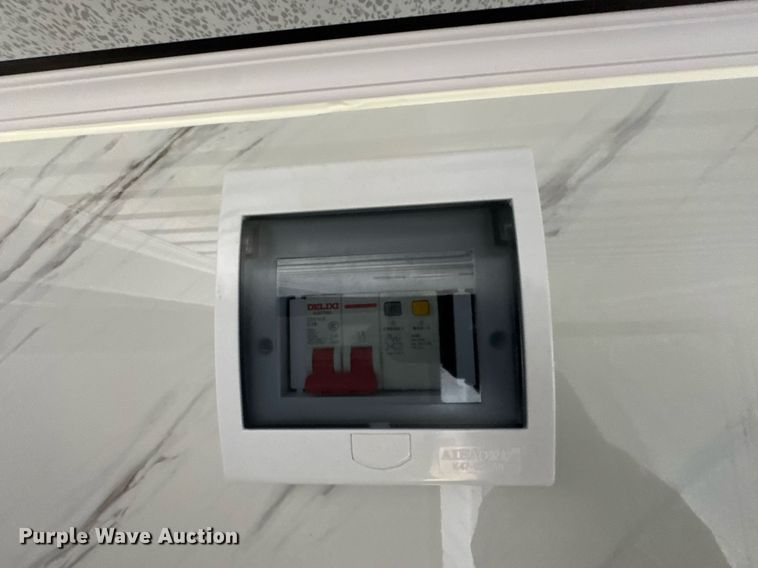 image for item OJ9276 Portable restroom