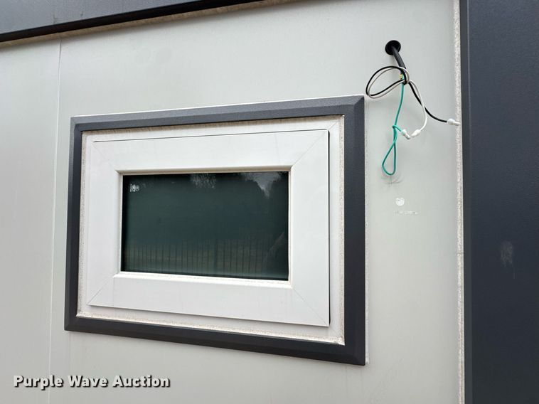 image for item OJ9276 Portable restroom