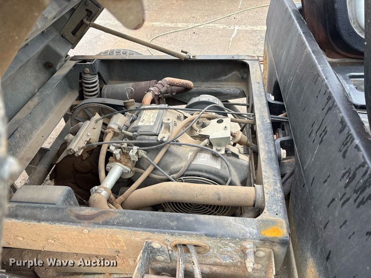 image for item OK9300 2010 Toro Workman utility vehicle