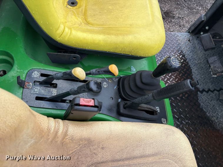 image for item OK9314 2013 John Deere 2030A utility vehicle