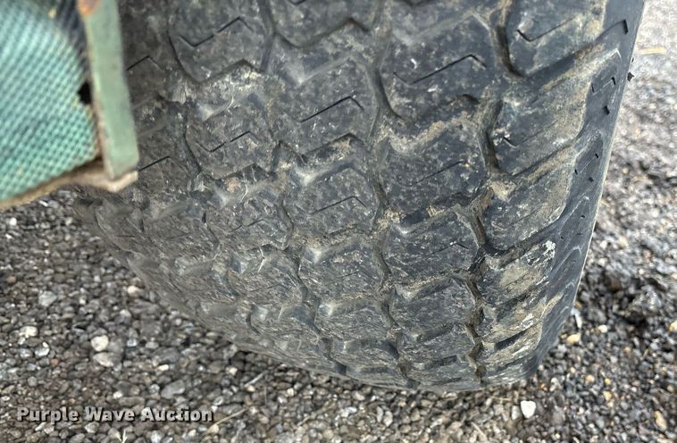 image for item OK9314 2013 John Deere 2030A utility vehicle