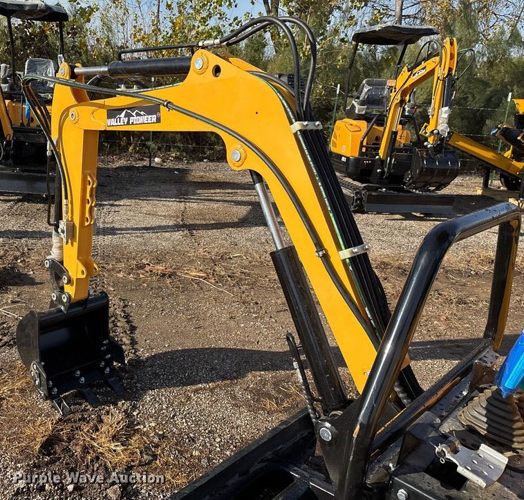 image for item OK9330 2024 Valley Pioneer EM15 mini excavator