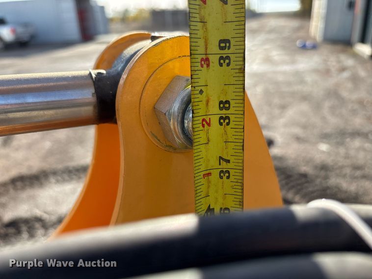 image for item OK9330 2024 Valley Pioneer EM15 mini excavator