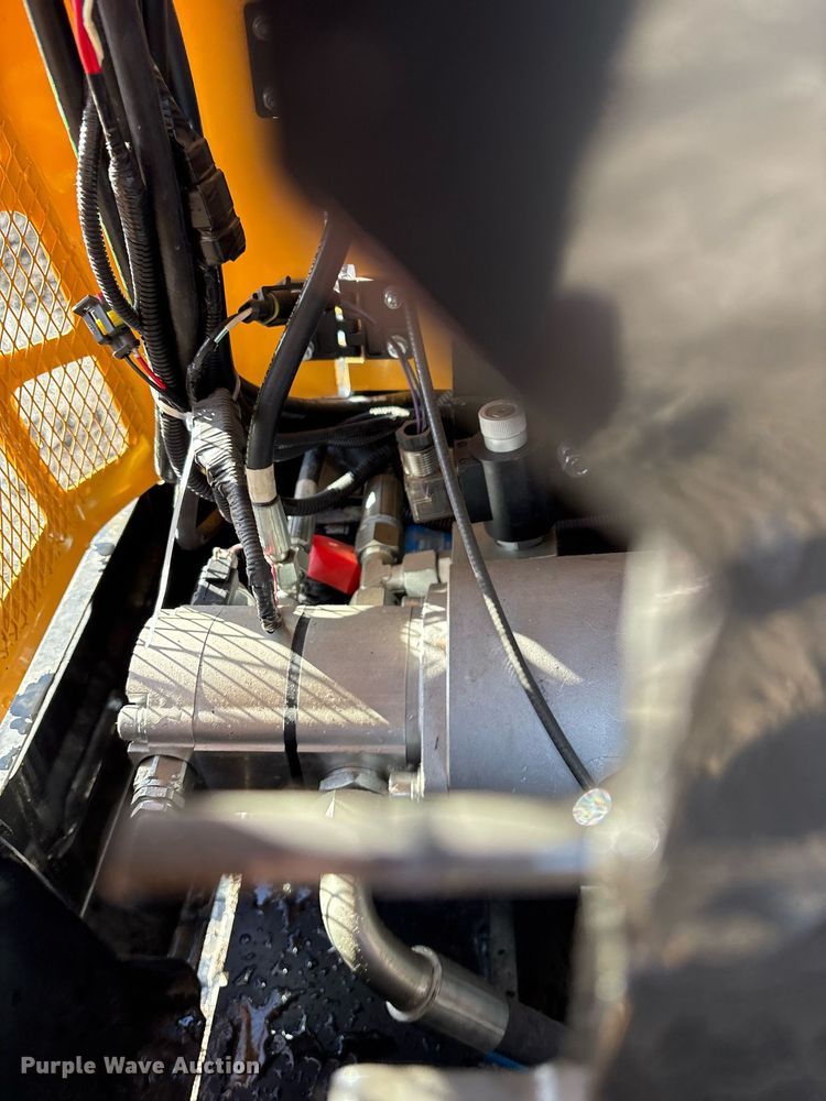 image for item OK9330 2024 Valley Pioneer EM15 mini excavator