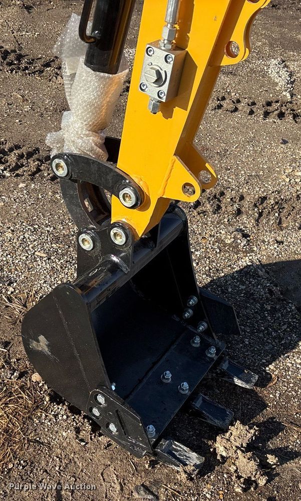 image for item OK9331 2024 Valley Pioneer EM15 mini excavator