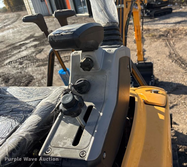 image for item OK9331 2024 Valley Pioneer EM15 mini excavator