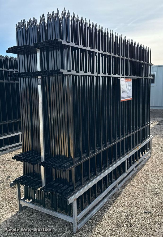 image for item OK9347 (22) fence panels