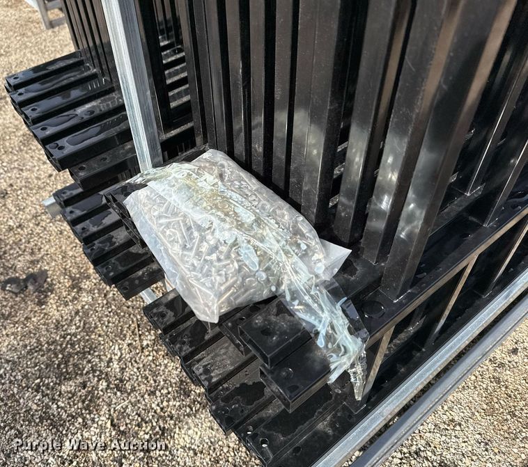 image for item OK9348 (22) fence panels