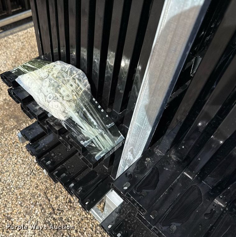 image for item OK9349 (22) fence panels