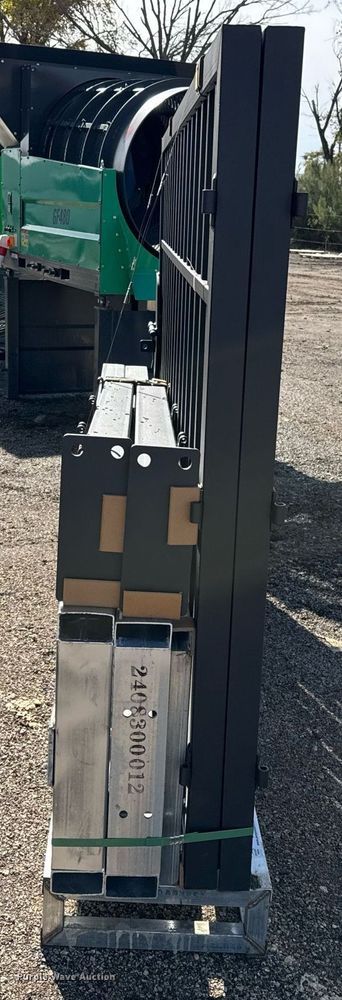 image for item OK9352 (2) gates