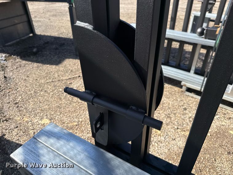 image for item OK9353 (2) gates