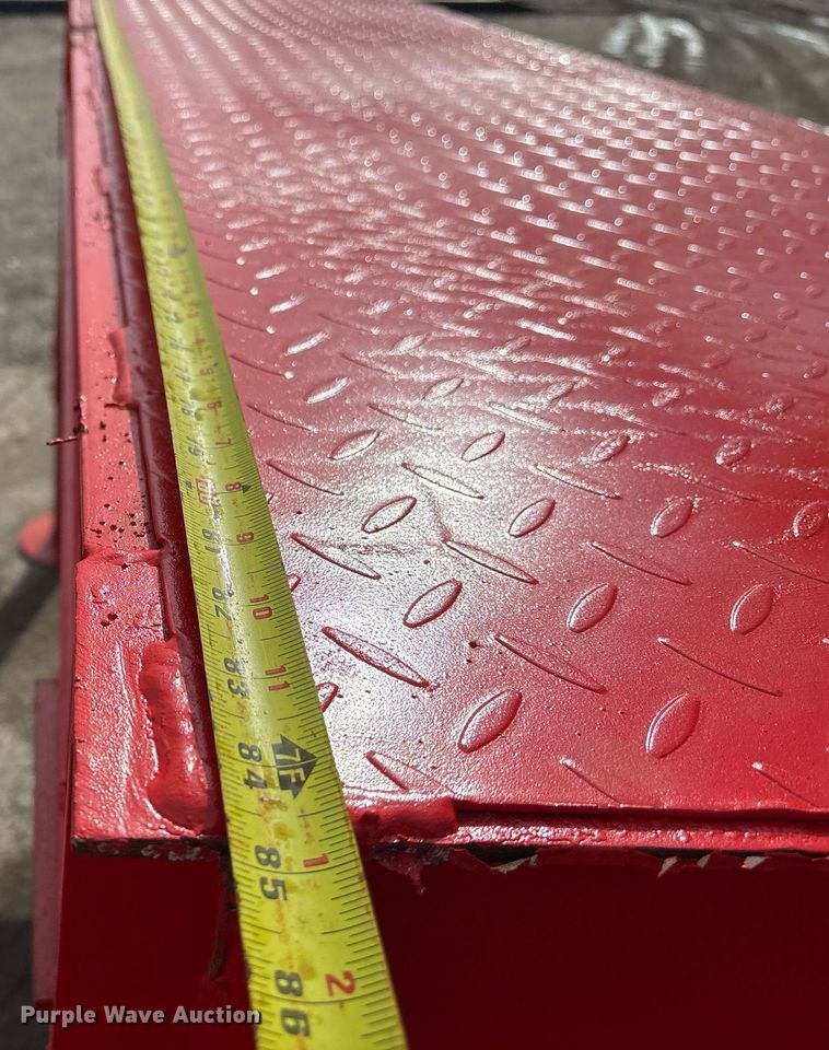 image for item OK9373 Valley Pioneer 10T loading dock ramp