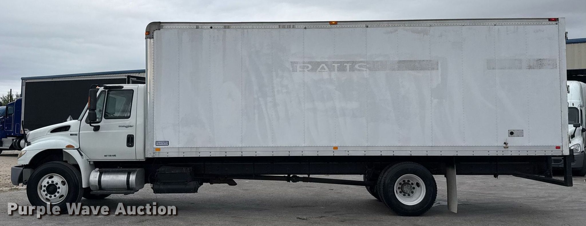 TARA©️ Jada Toys Fast & Furious - International Durastar 4400